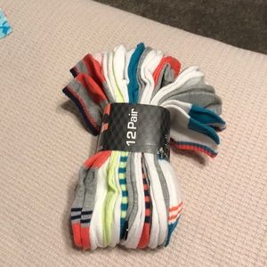 12 Pairs of socks MULTIPLE colors